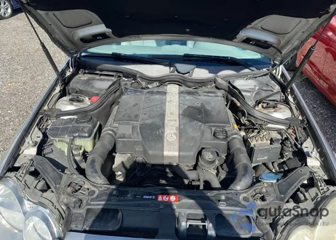 2005 Mercedes-Benz Clk 320 z USA, uszkodzony, nr VIN WDBTK65GX5T052787